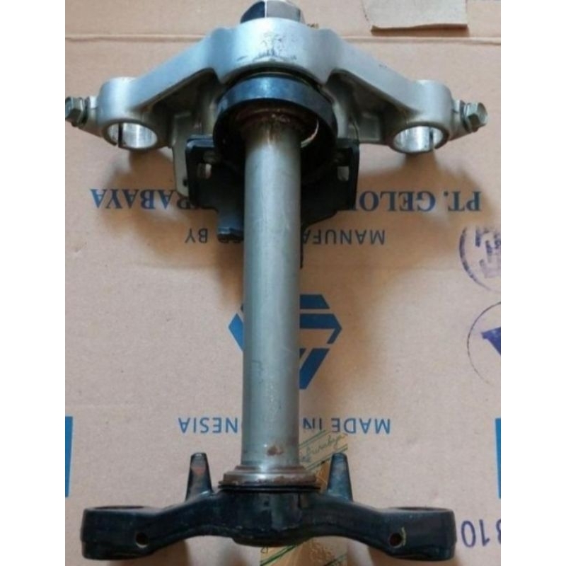 Segitiga Atas Bawah Honda Sonic 150R Original