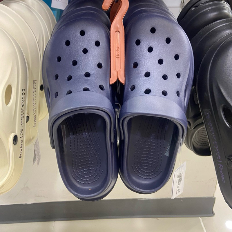 Fladeo Sepatu sandal crocs baim pria kekinian super ringan 39-43