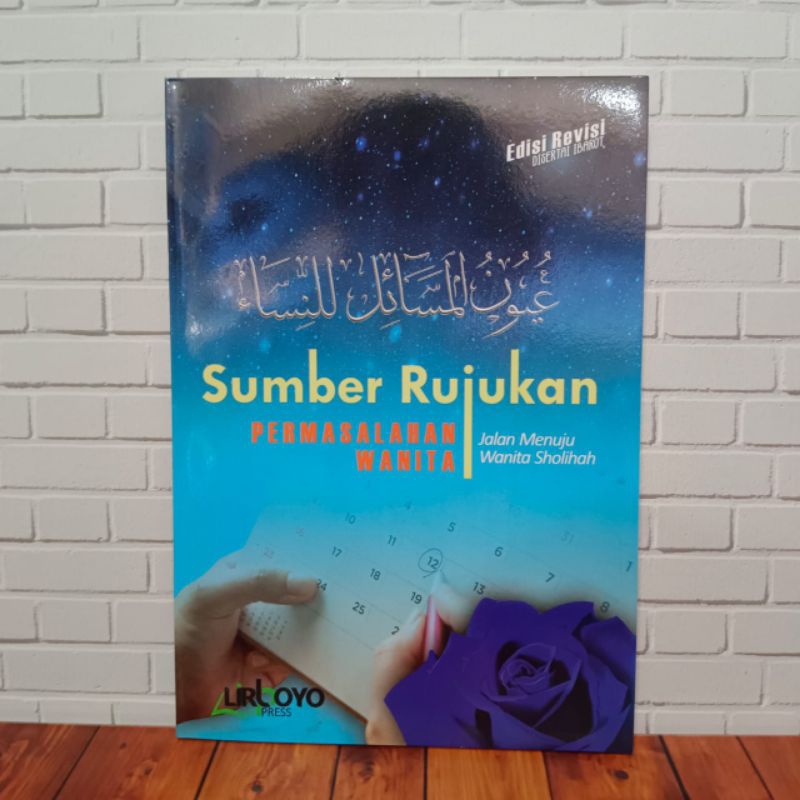 

kitab uyun masail sumber rujukan masalah wanita LBM lirboyo soft cover