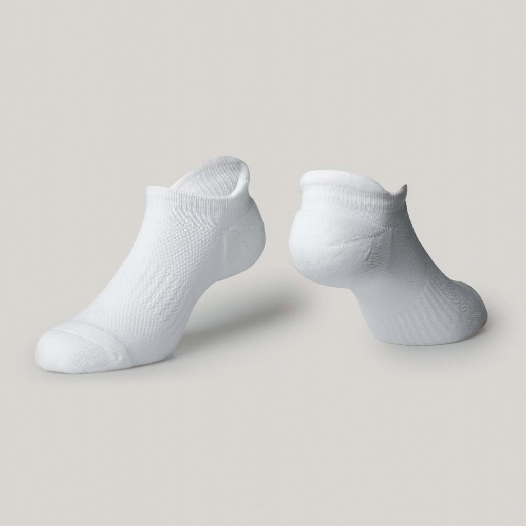 Voted New Essential Low White - L (EUR 44 - EUR 47)