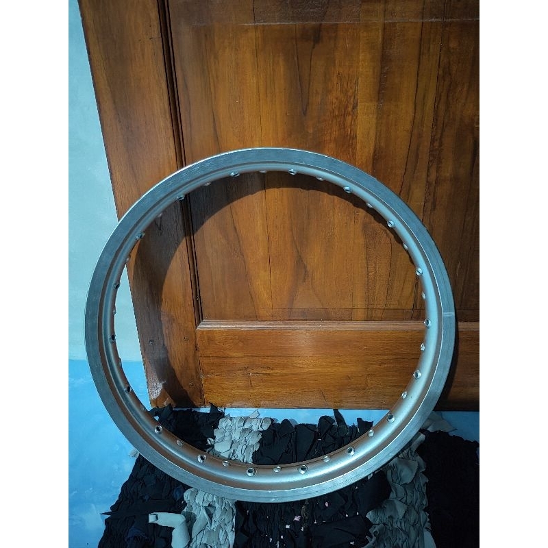 velk pelk velg belakang wr155r DID Japan 18x215