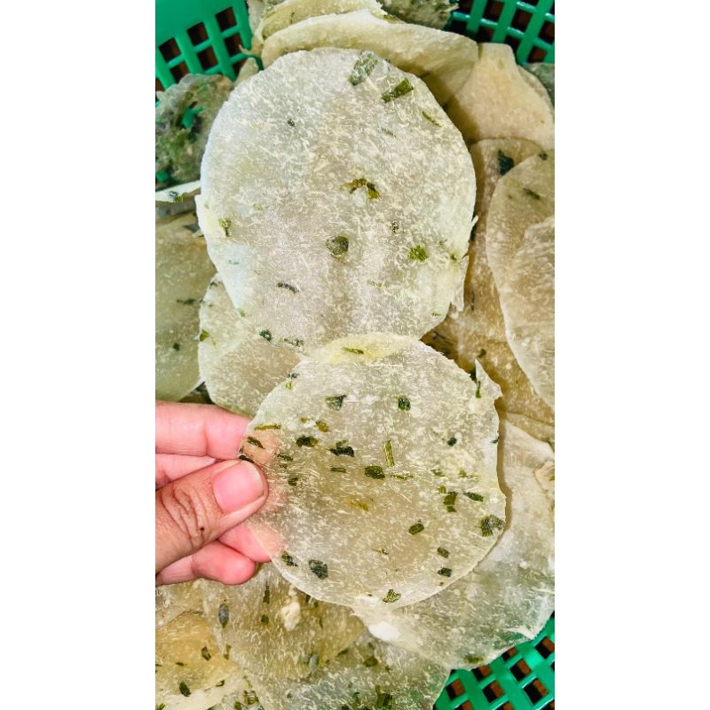 

Kerupuk Kamang Urang Bukittinggi 250 gr/ukuran kecil/Mentah/Cemilan/Keripik