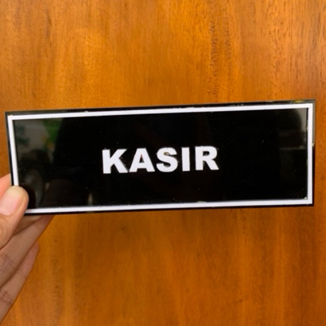 

Sign Papan Petunjuk TULISAN KASIR Custom Tulisan Sign Board Akrilik Warna Hitam Putih Kustom Print UV Papan Tempel Akrilik Signage Label Sticker Dinding Rambu Petunjuk Nama Ruangan
