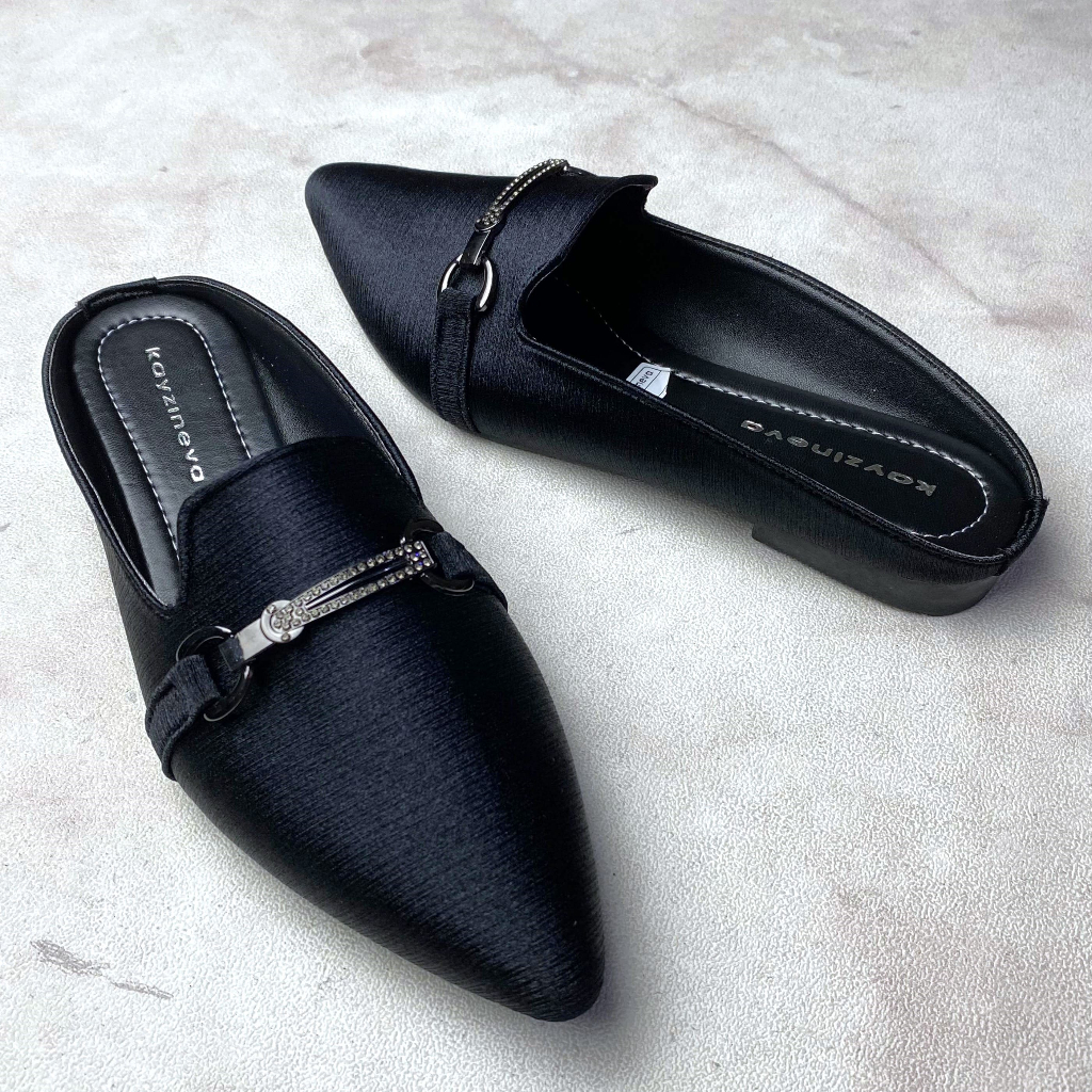 KAYZINEVA | Sandal Flat Wanita Safari Hitam Satin AR-43