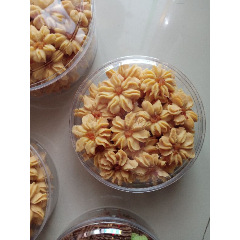 

KUE SEMPRIT MAWAR ORI KEMASAN STOPLES 250GR FREE BUBBLE WRAPP