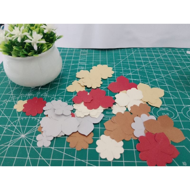 

40 Pcs bunga motif 2/Scrabbook/Dies Paper/Cutting Paper