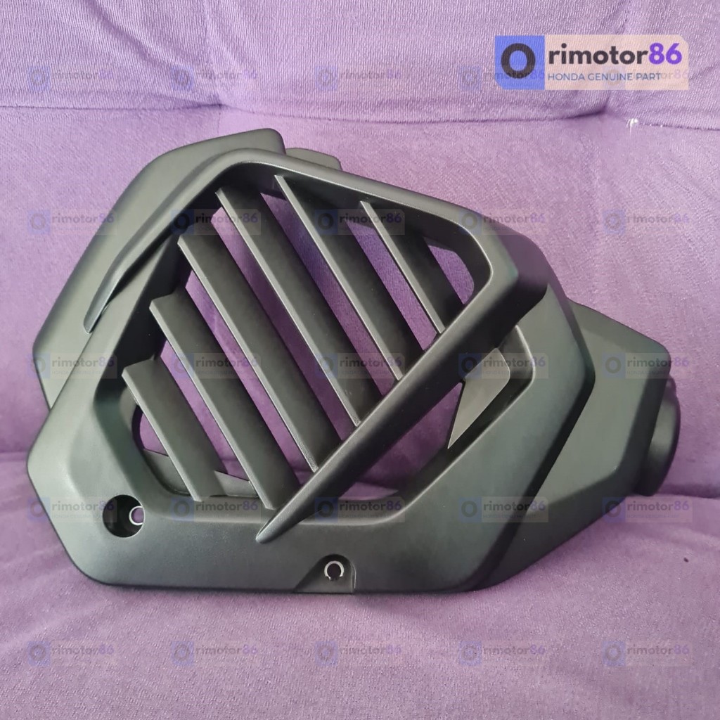 TUTUP RADIATOR COVER RADIATOR VARIO 125 TUTUP RADIATOR VARIO 125 FI VARIO 125 OLD 19150-KZR-600 ORI
