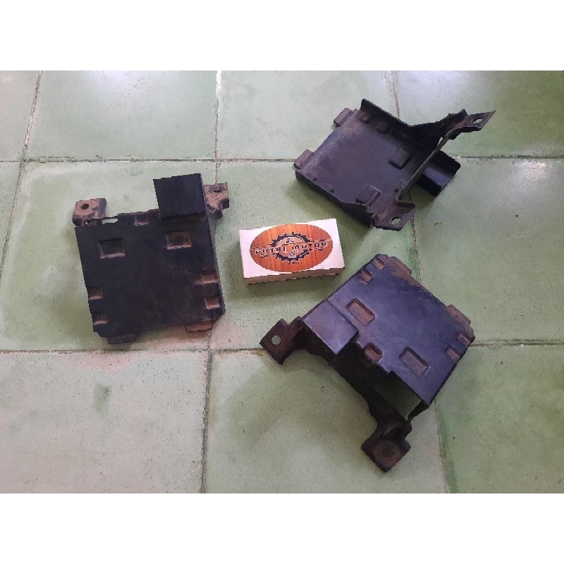 Tutup Aki Cover Battery Honda CB150R Old Original