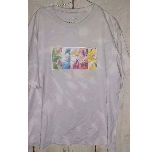 Kaos anime Sailor Moon x Uniqlo second