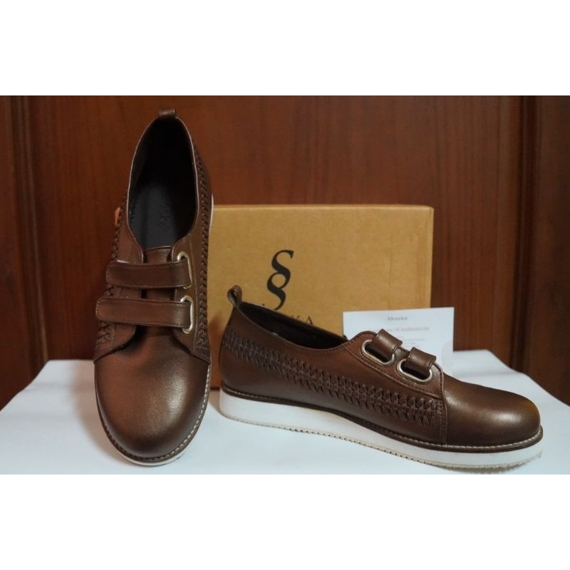 Shoeka Shoes - Brenda Sneaker