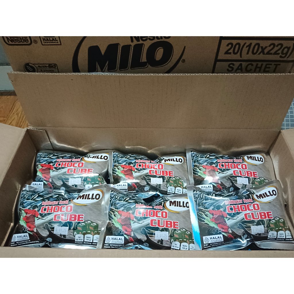 

Sunflower Seeds/Kuaci Milo/Millo Cube 1 Dus (Isi 40 Bungkus Per Bungkus Isi 50 Cube) Murah Lebay..