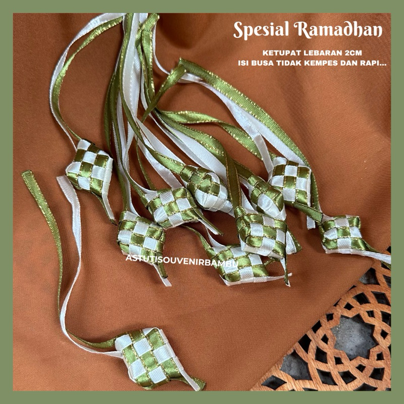 

KETUPAT LEBARAN ready stock isi busa tudak kempes 2x13cm, hiasan lebaran ketupat pita satin