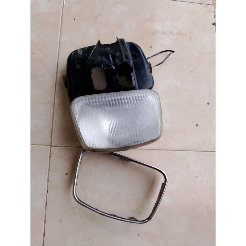 Reflektor atau lampu depan Yamaha RX king 2004 original
