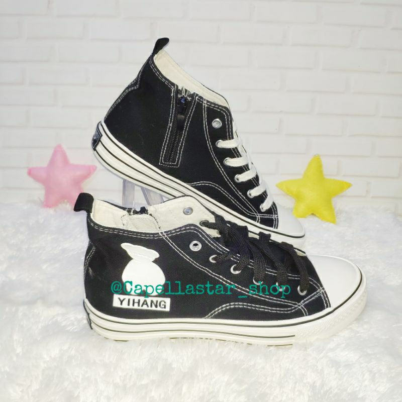 Sepatu Cewek Junior / Sepatu Sekolah Anak Cewek /  Sepatu Warrior Tali