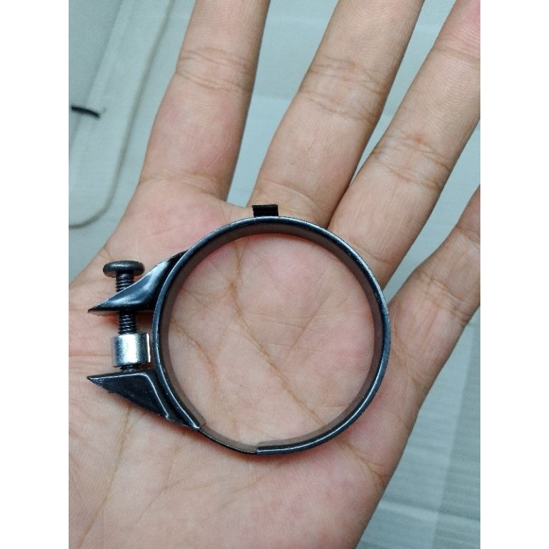 KLEM BREKET KARBURATOR UNIVERSAL ORIGINAL