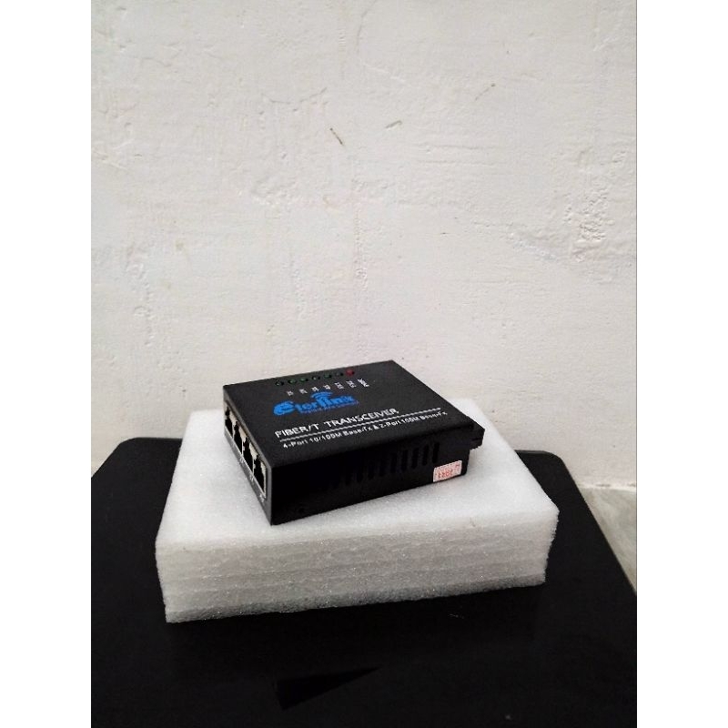Eterlink Media Converter  2 FO 4 RJ45 Fiber Optik 100Mbps