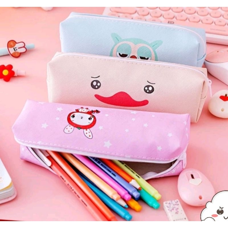 

tempat pensil case motif / sarung pensil /kotak pensil karakter lucu