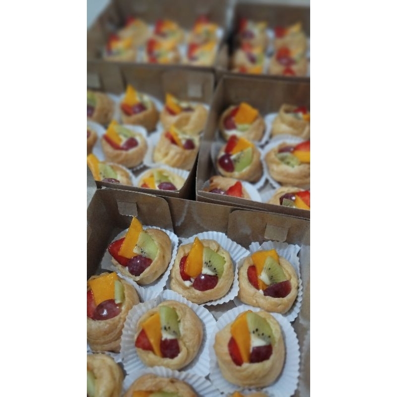 

Kue Sus Buah