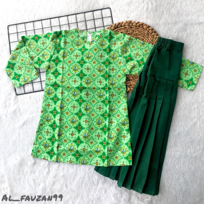 Setelan Baju Tunik Anak Madrasah TPQ TK Paud Umur 3-15 Tahun