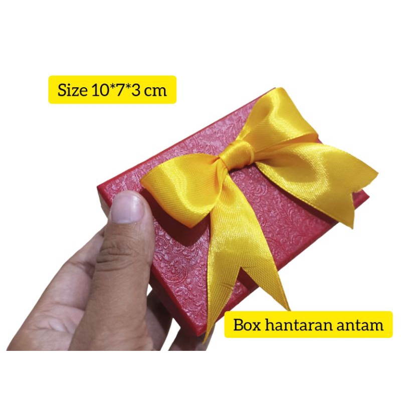 

kotak kado eksklusif size 10*7*3cm