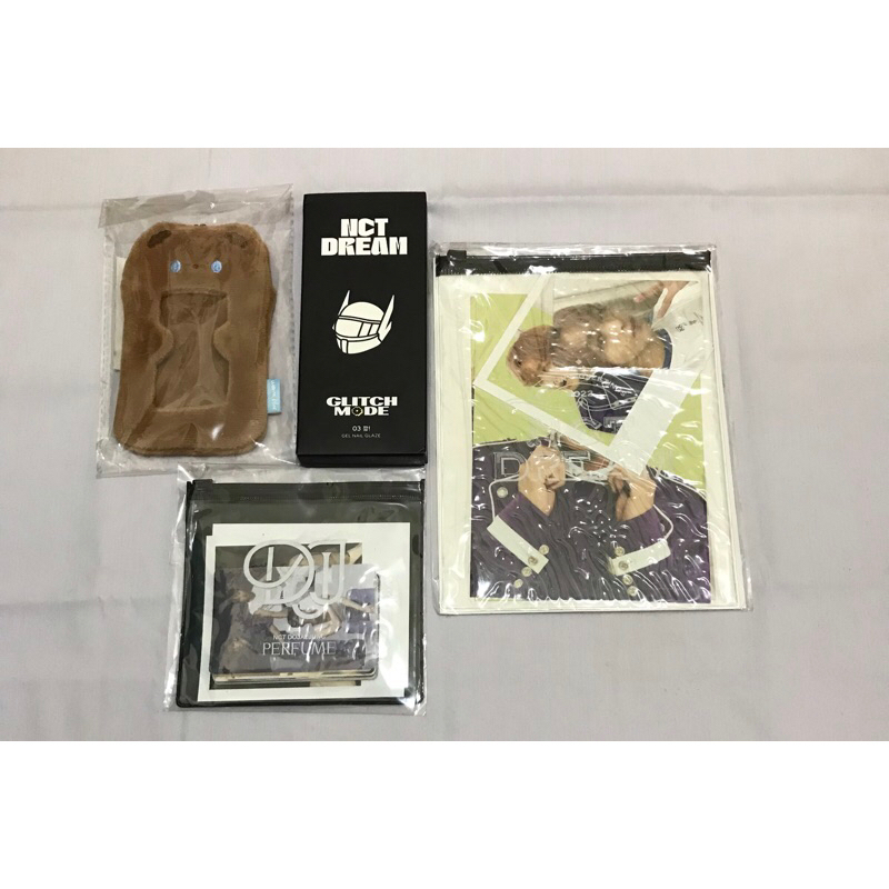 Card holder cahol ducky world nail glaze nct dream glitch mode pp photopack season greetings haechan