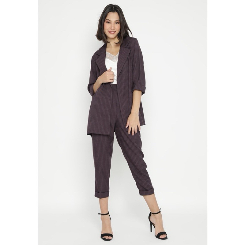 Mannequin Stripe Blazer Set Cokelat Keunguan pl
