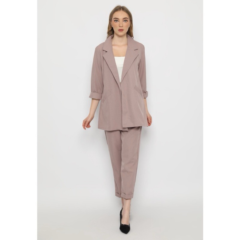 Mannequin Stripe Blazer Set Petite Pink pl