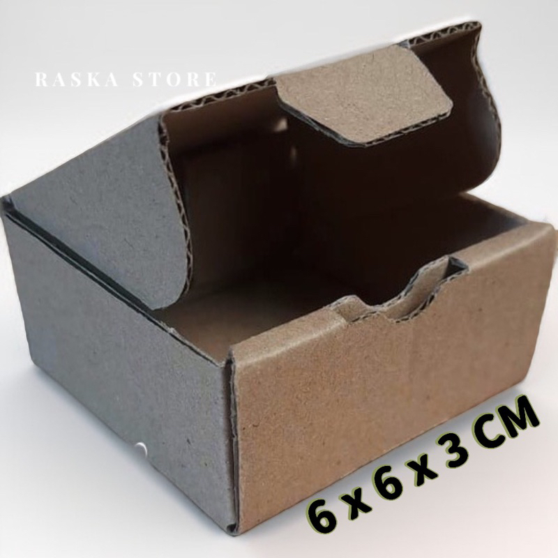 

Kardus Box Uk 6x6x3 Cm Model DieCut kotak Souvenir