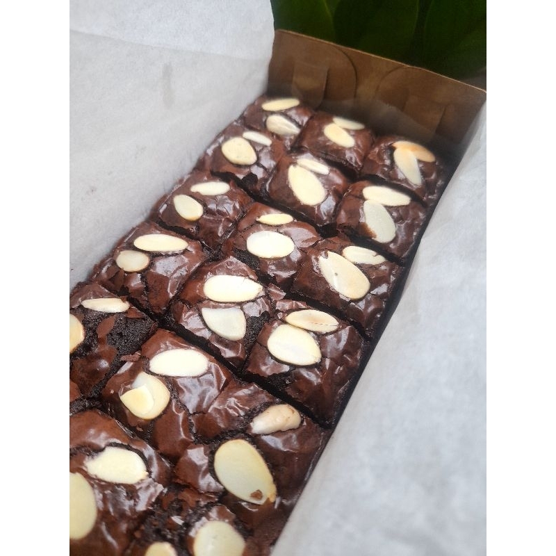 

FUDGY BROWNIES