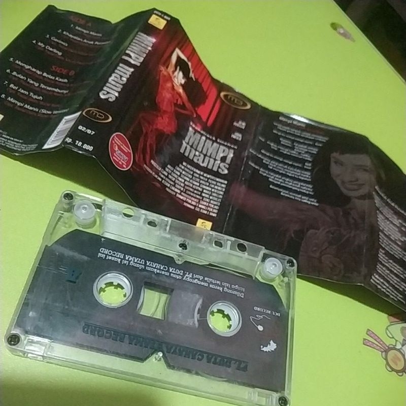 Kaset pita Dewi Persik : Mimpi Manis