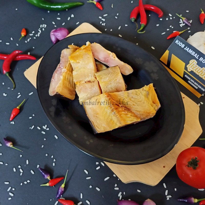 

Ikan Asin Jambal Roti Super MENTEGA Ngeprul tidak full daging (Jambal roti basah/ngeprul ) Vacum 1kg