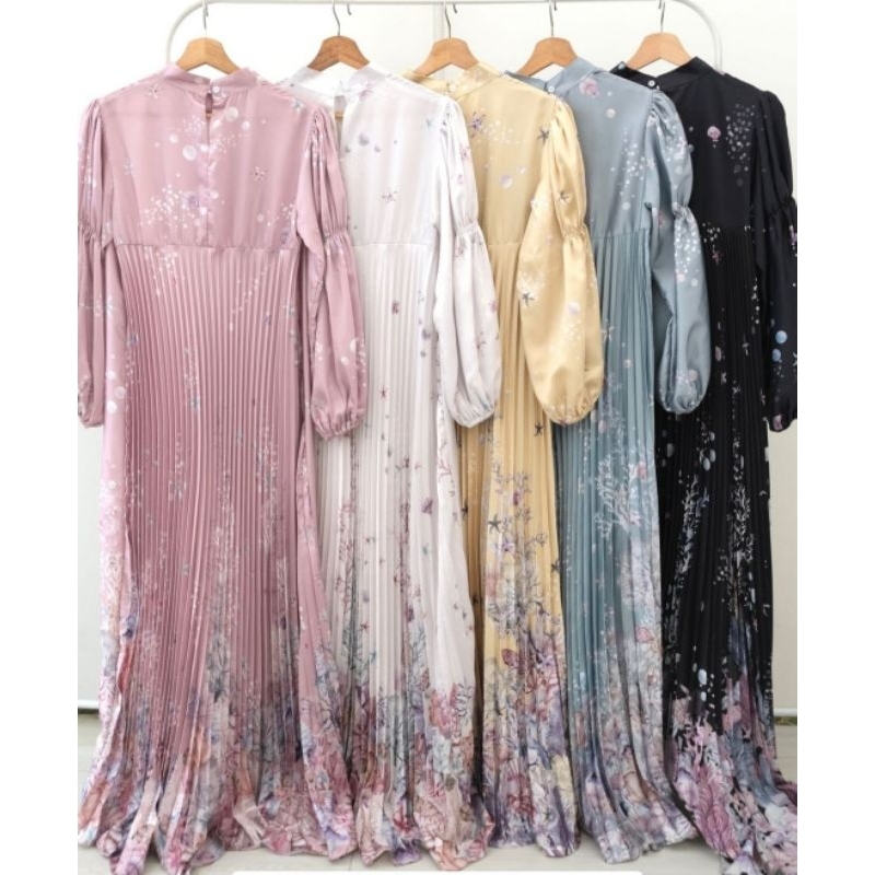 Coralle /Tudejul / Zalia dress by Vanilla Hijab