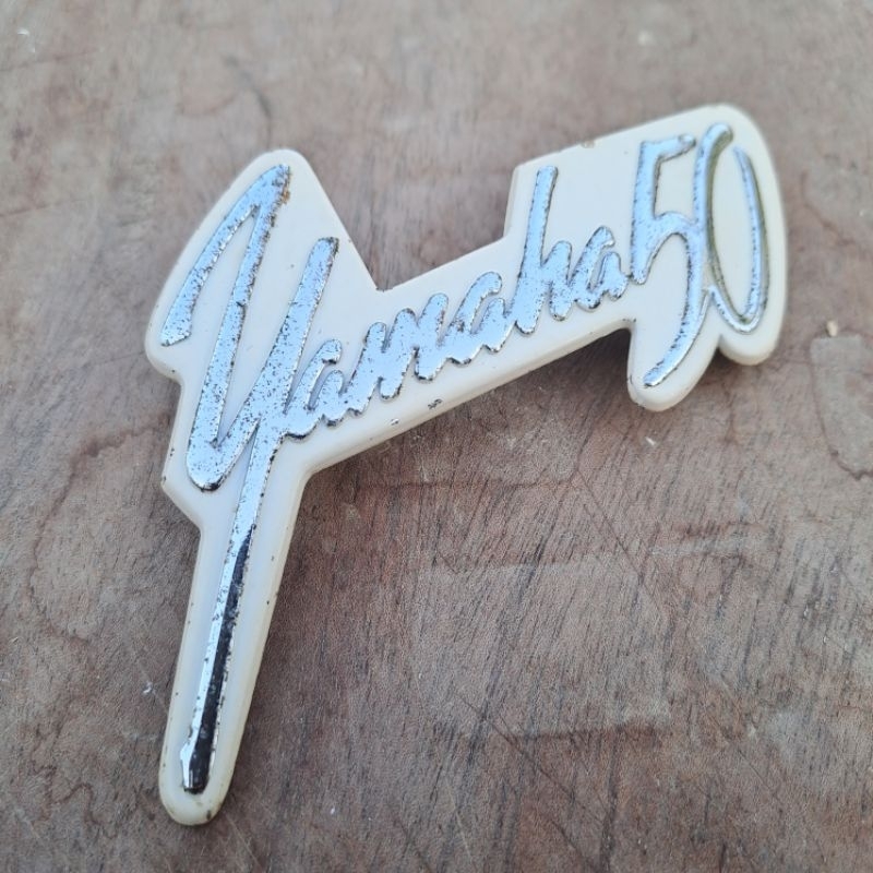 EMBLEM LOGO SAYAP YAMAHA U50 U5 ORI ORIGINAL NOS
