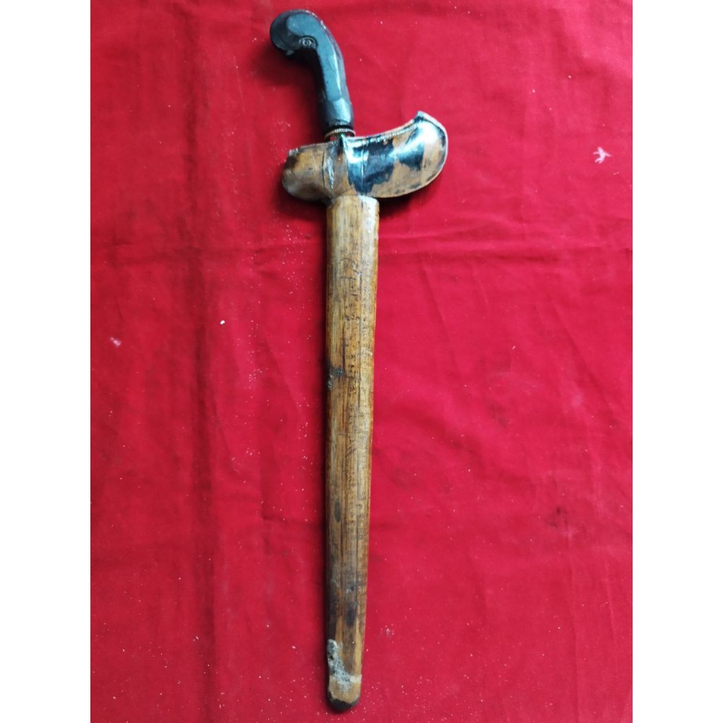 Lokasian Keris Brojol Pamor Wengkon Isen