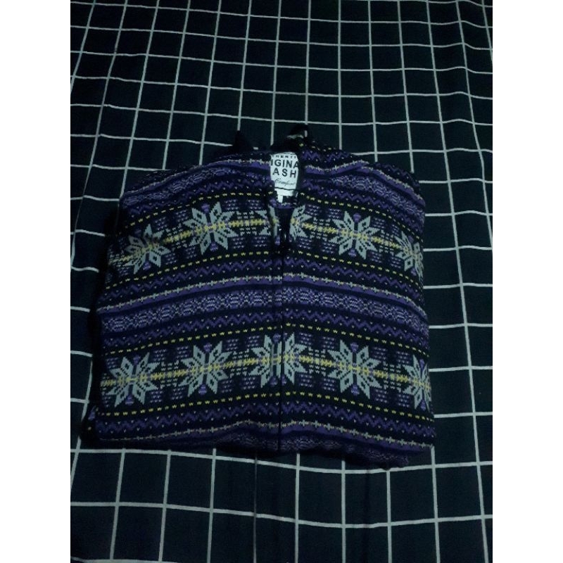 JAKET UNIQLO NAVAJO