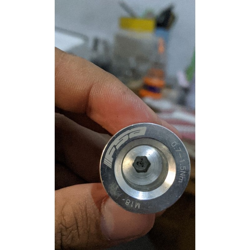 Tutup Crank FSA Gravity