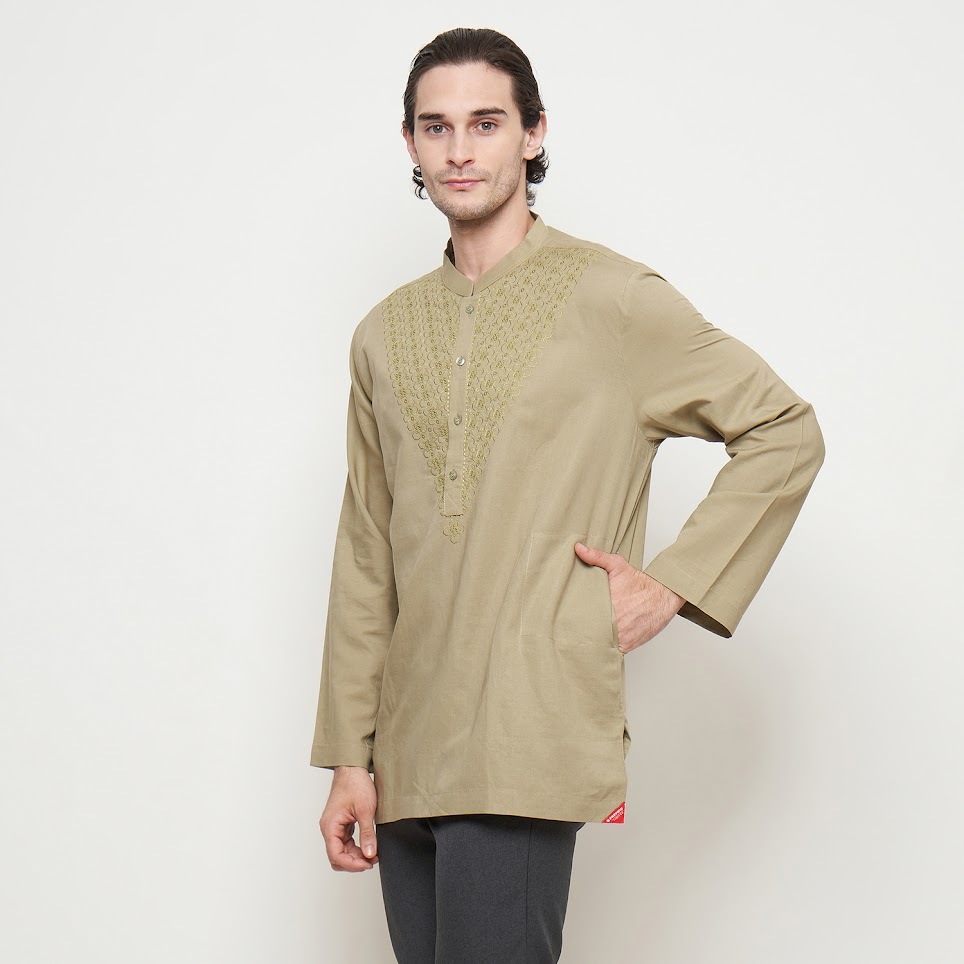 Koko Preview Panjang Hijau Pradipa LIM by Itang Yunasz 1459