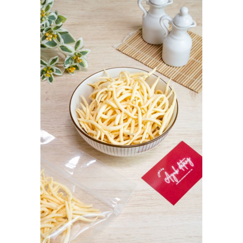

Curut Premium Toples Besar