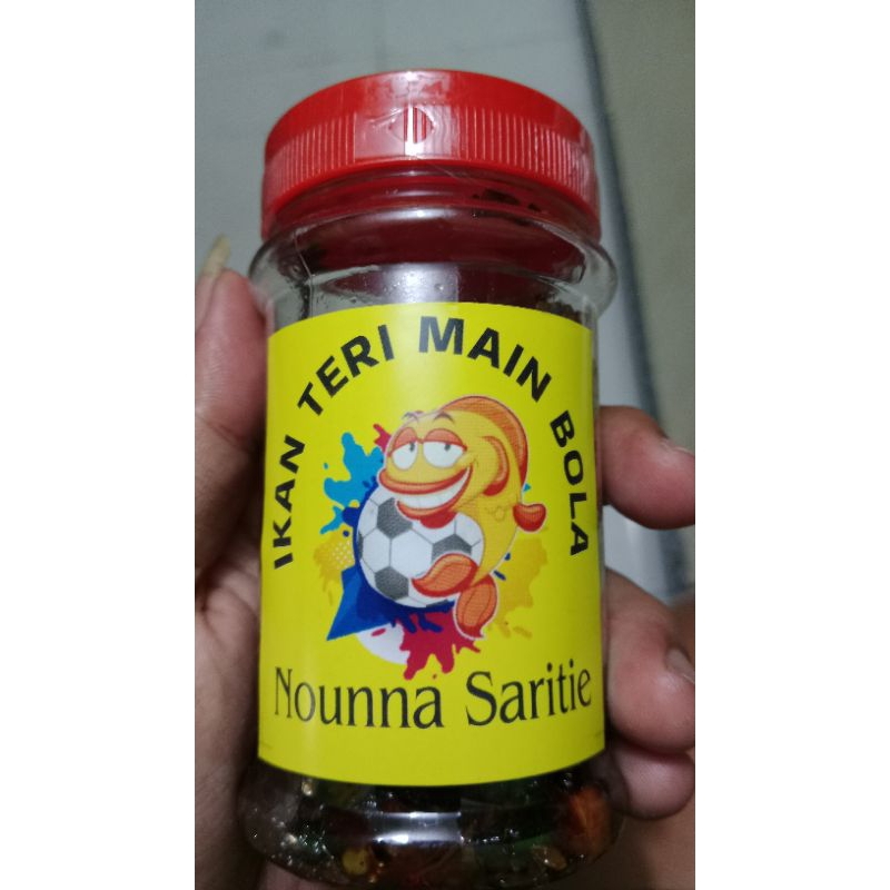 

Ikan teri main bola