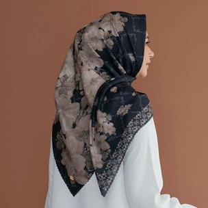 ORIGINAL DENAY Voal Hijab Segi Empat Motif Lasercut