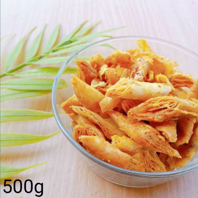 

cemilan dari kulit pangsit