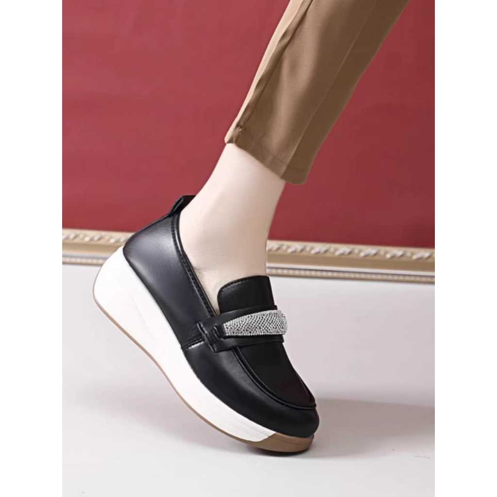 Sepatu Comfy Wedges Wanita Import Kulit Premium Tipe 1028