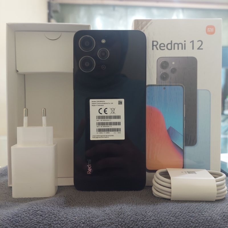 Xiomi redmi 12 ram 8+4/128gb lengkap fullset original ( second )