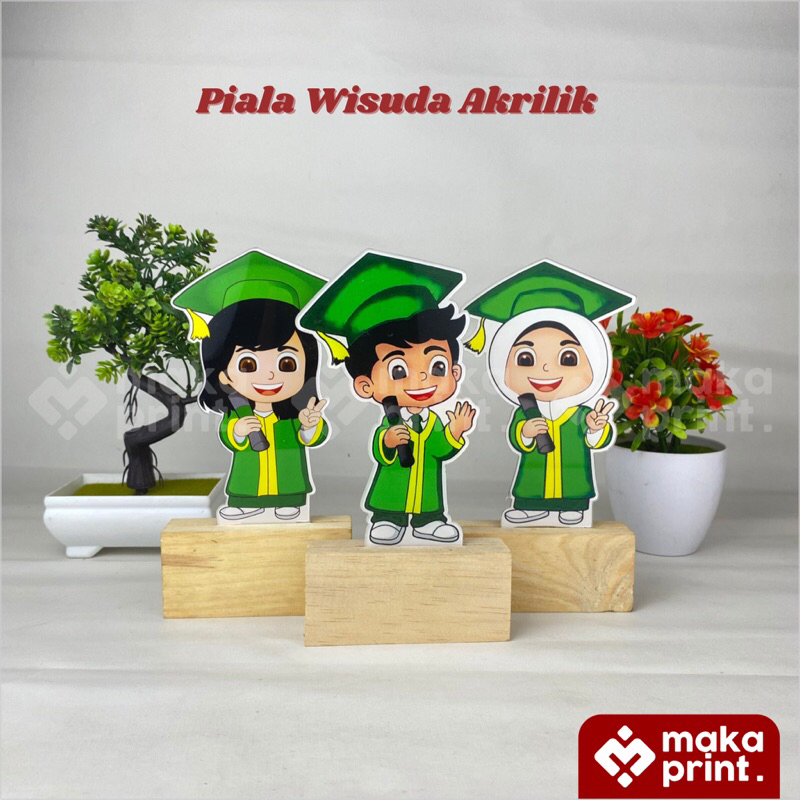 Piala Wisuda Akrilik (Hijab Hijau) Tatakan Kayu Free Stiker Nama - Piala Wisuda Kampus Almamater Hij