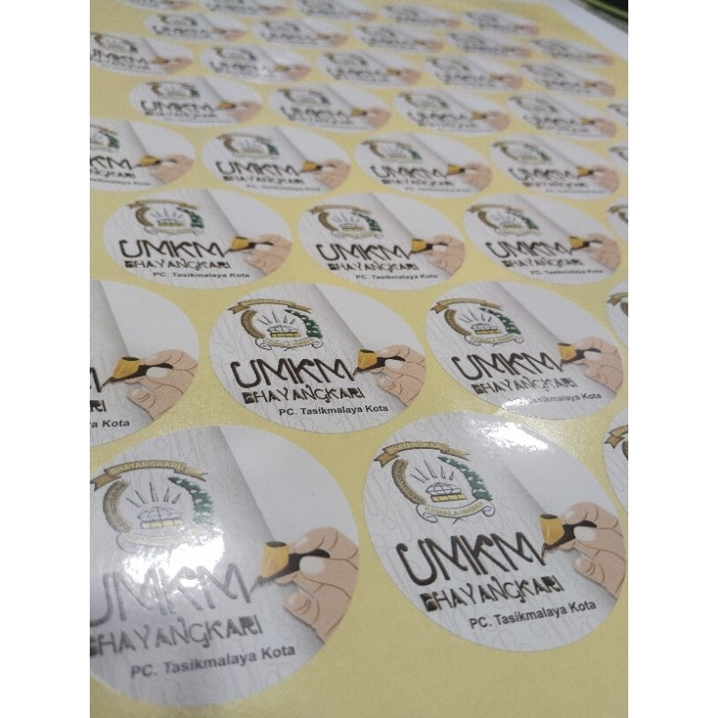 

tiker Vinyl Waterproof Custom Label Kemasan Brand Jualan Makanan Print Sticker Logo Anti Air Anti Minyak