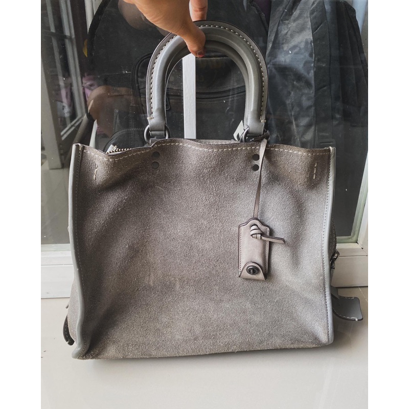 tas coach preloved rogue second abu-abu