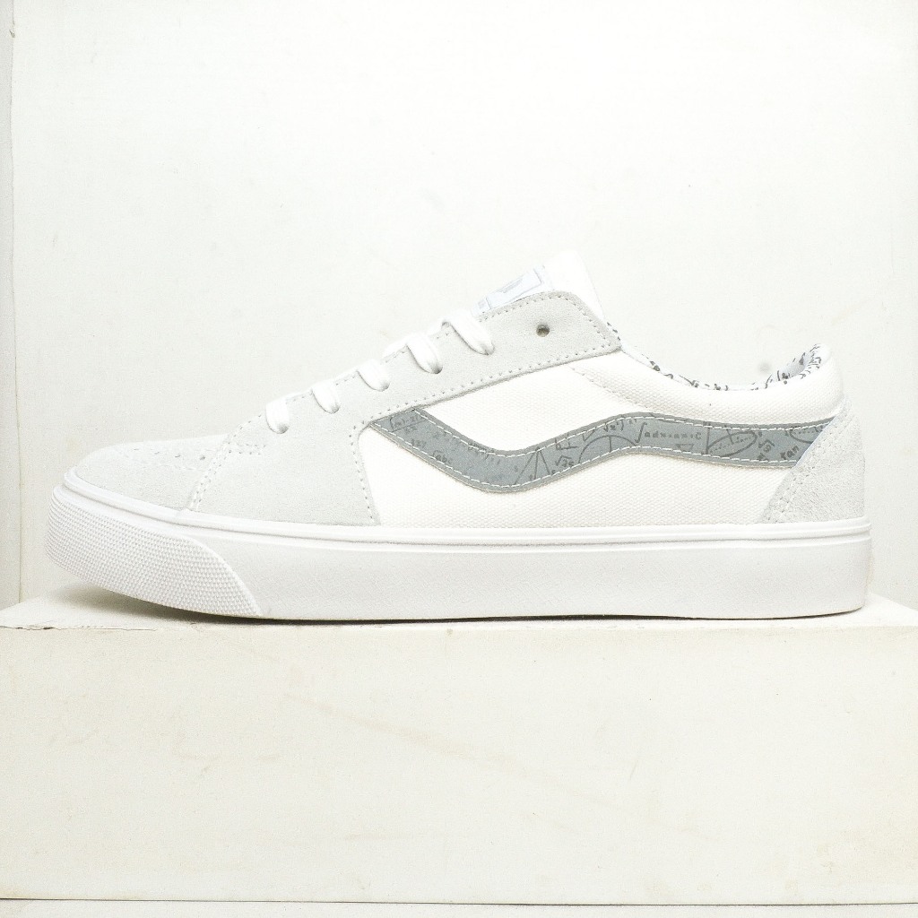 Sepatu Sneakers Ventela Konnijiwa White - Jerome Polin