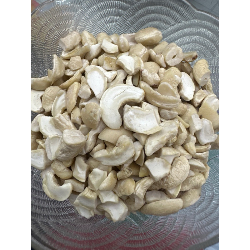 

Kacang Mede belah 4 250grm