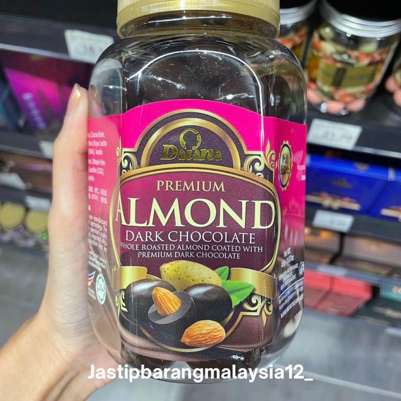 

Daiana Premium Almond Dark Chocolate