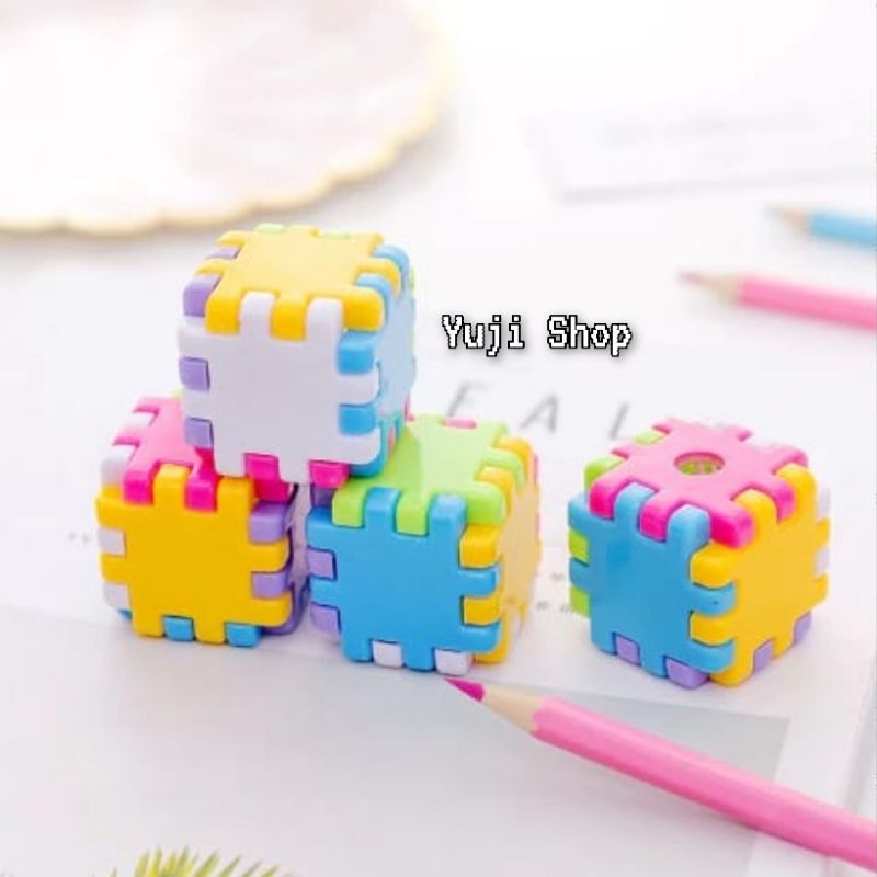

(Yuji Shop) Peraut Pensil Putar Rautan Pensil Karakter Puzzle / Rautan Pensil Mini Bentuk Puzzle / Serutan